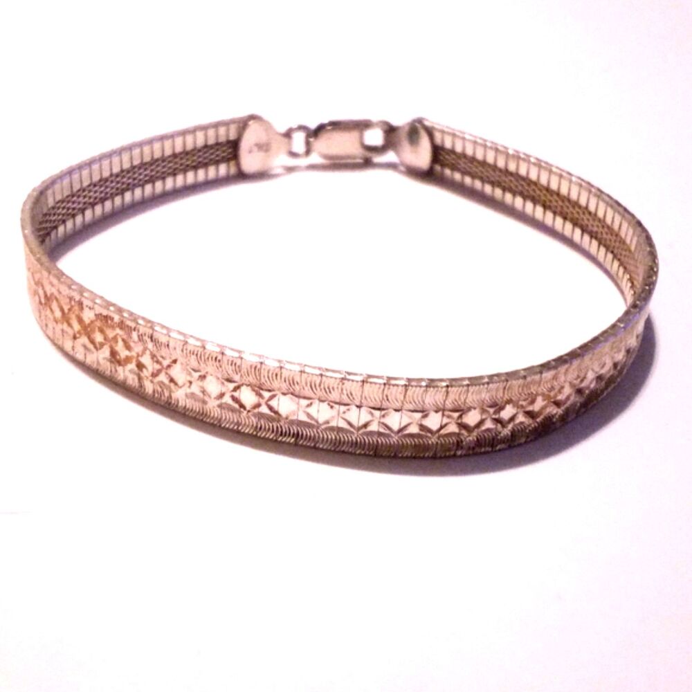 Vintage Sterling Silver Diamond Cut Mesh Back Bracelet